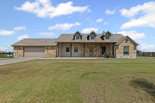 6028 Berry Ridge Lane, Joshua, TX 76058
