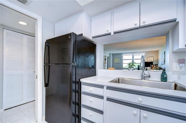 2616 COVE CAY DRIVE 506, Clearwater, FL 33760