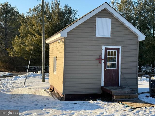 9199 FREDERICKSBURG TPKE, Woodford, VA 22580