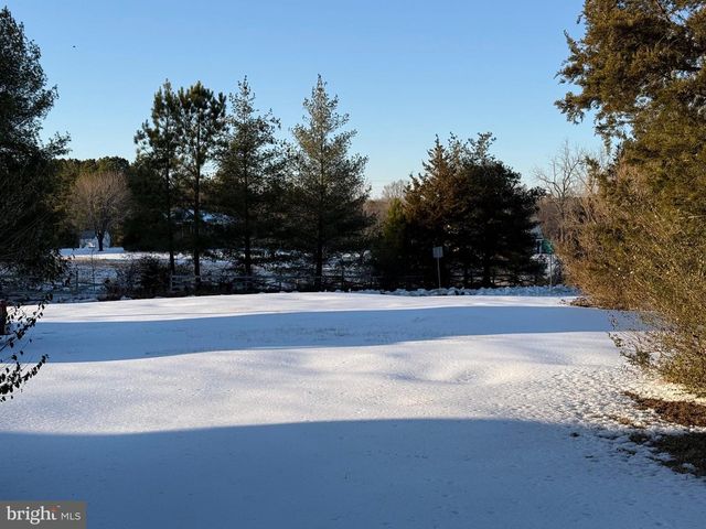 9199 FREDERICKSBURG TPKE, Woodford, VA 22580