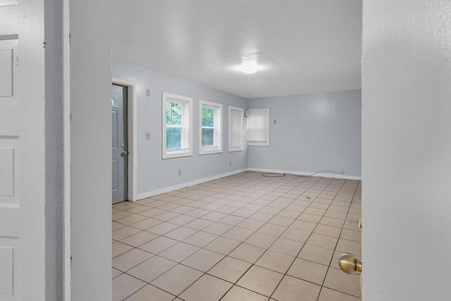 4470 N 37th STREET, Milwaukee, WI 53209