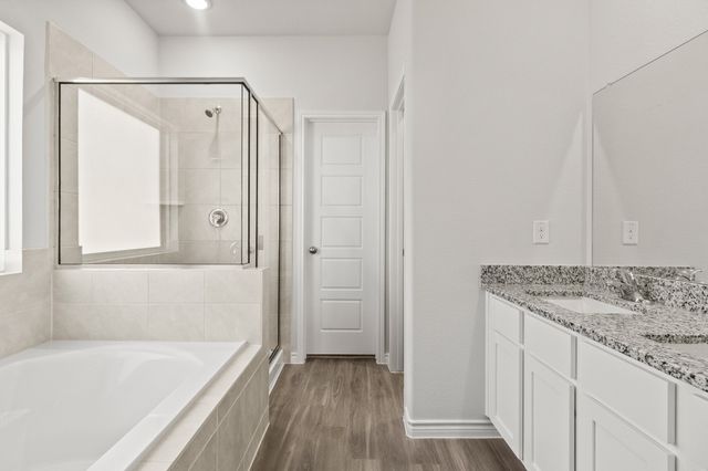 1032 Wingjet Way, Fort Worth, TX 76131