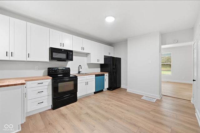 420 W 41st Street, Indianapolis, IN 46208