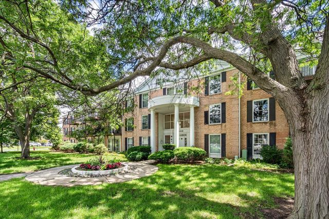 5300 Carriageway Drive 208, Rolling Meadows, IL 60008