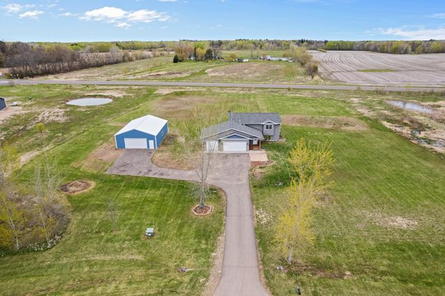 7711 Rolling Meadows Circle, Pine City, MN 55063