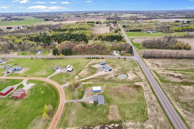 7711 Rolling Meadows Circle, Pine City, MN 55063
