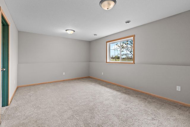 7711 Rolling Meadows Circle, Pine City, MN 55063