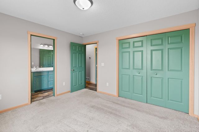 7711 Rolling Meadows Circle, Pine City, MN 55063
