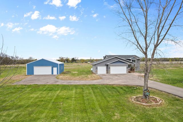 7711 Rolling Meadows Circle, Pine City, MN 55063