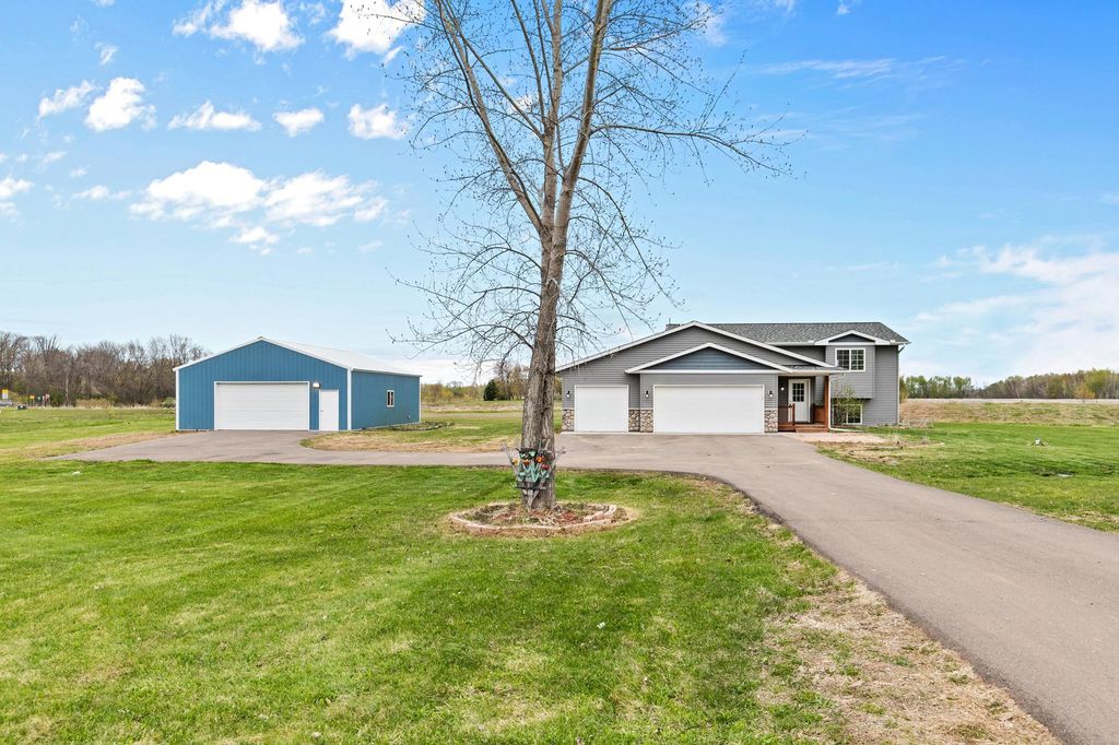 7711 Rolling Meadows Circle, Pine City, MN 55063