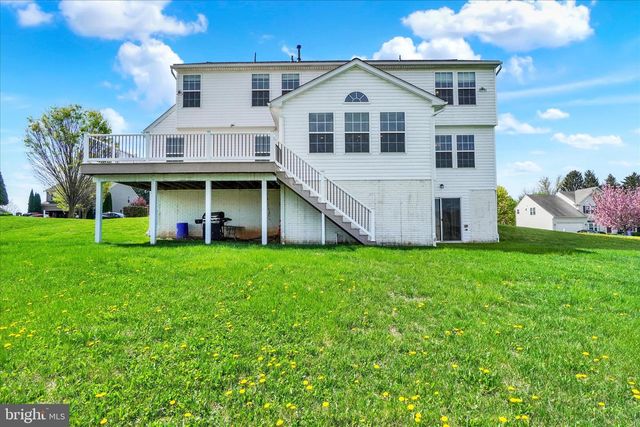3128 S KING RICHARDS CT S, York, PA 17408
