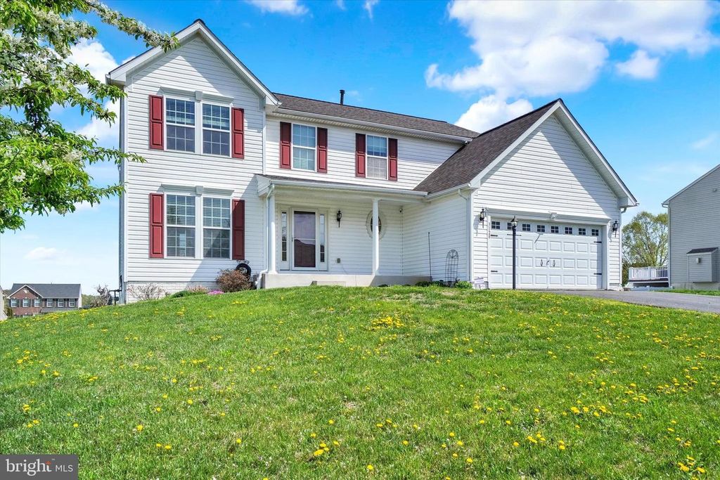3128 S KING RICHARDS CT S, York, PA 17408