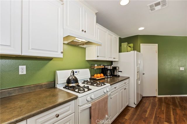 852 Yukon, San Jacinto, CA 92582