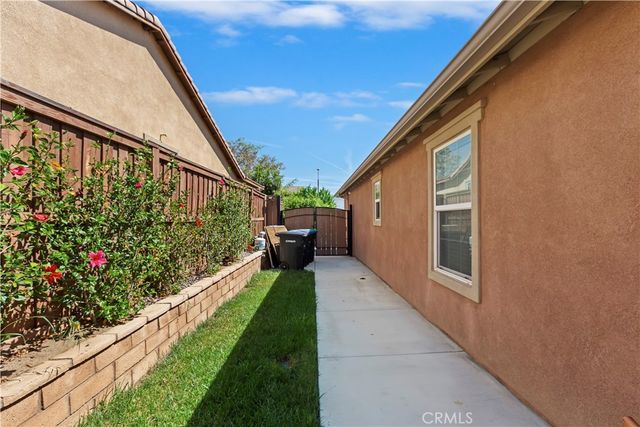 852 Yukon, San Jacinto, CA 92582