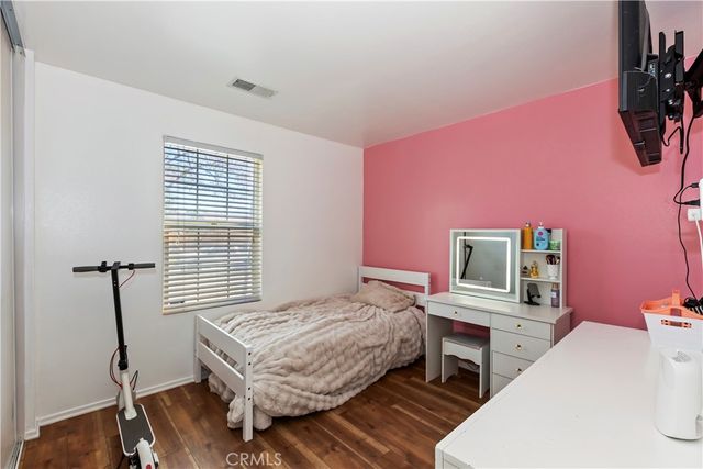 852 Yukon, San Jacinto, CA 92582