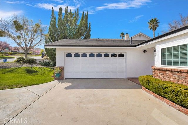 17750 Granada Drive, Victorville, CA 92395