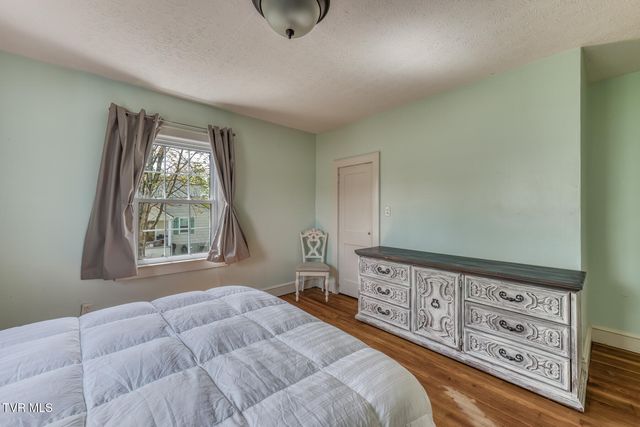 203 School Avenue, Blountville, TN 37617