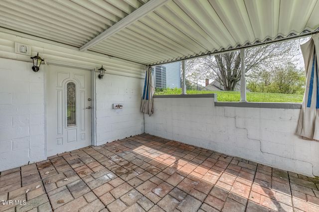 203 School Avenue, Blountville, TN 37617