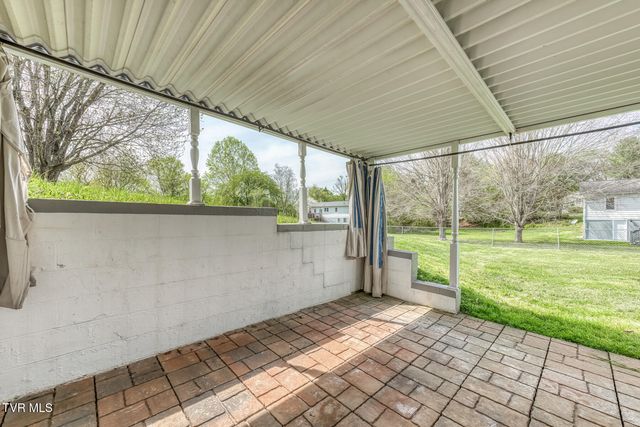 203 School Avenue, Blountville, TN 37617