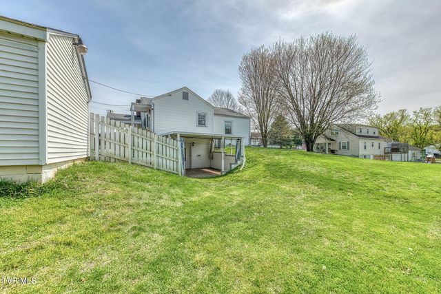 203 School Avenue, Blountville, TN 37617