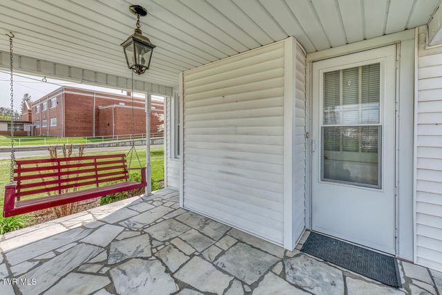 203 School Avenue, Blountville, TN 37617