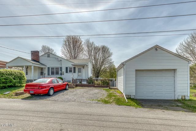 203 School Avenue, Blountville, TN 37617