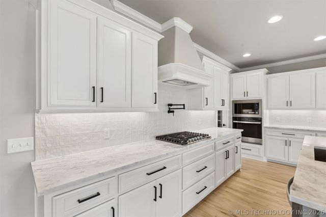690 E 149th Street S, Glenpool, OK 74033