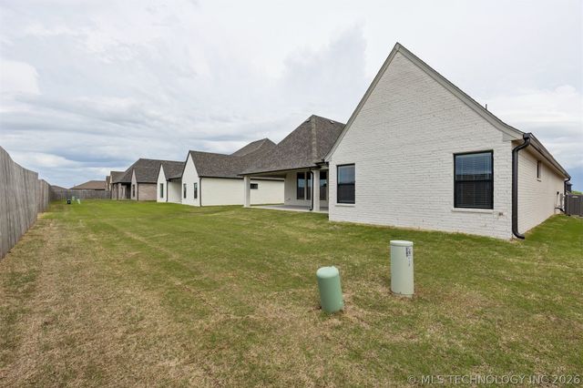 690 E 149th Street S, Glenpool, OK 74033