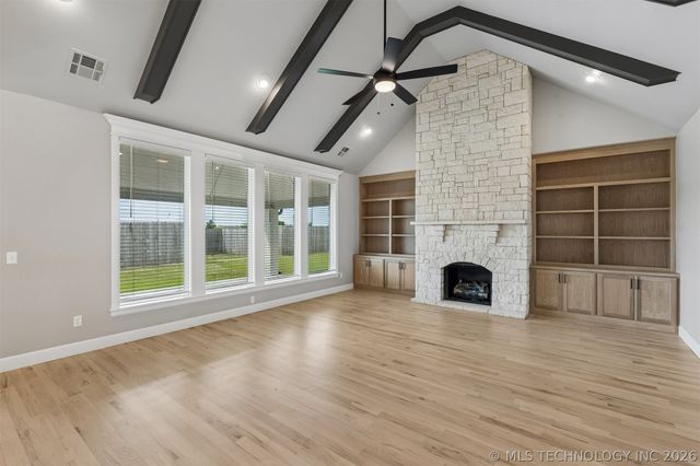 690 E 149th Street S, Glenpool, OK 74033