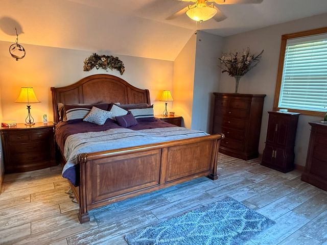 128 Tannery Rd, Westfield, MA 01085
