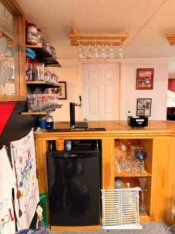 128 Tannery Rd, Westfield, MA 01085