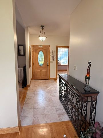 128 Tannery Rd, Westfield, MA 01085