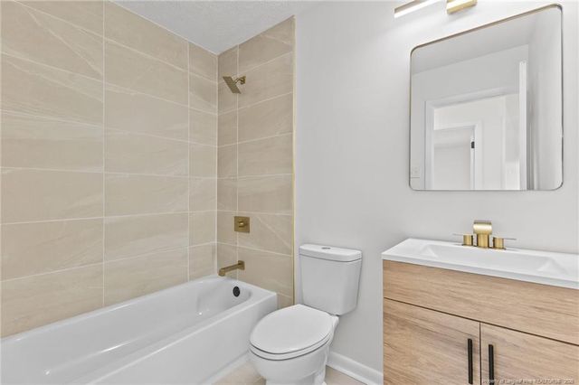 284 Bonanza Drive, Fayetteville, NC 28303