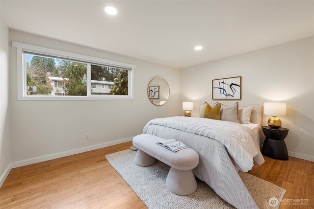 16127 SE 5th Street, Bellevue, WA 98008