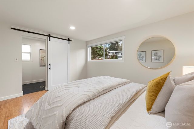 16127 SE 5th Street, Bellevue, WA 98008