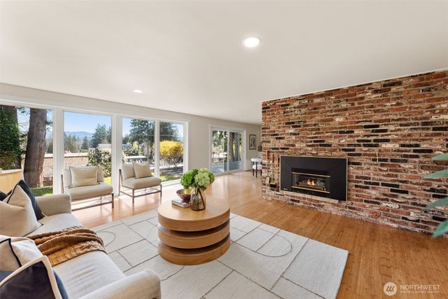 16127 SE 5th Street, Bellevue, WA 98008