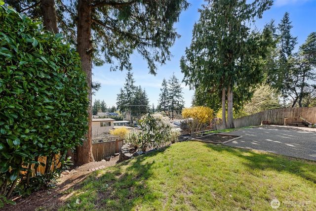 16127 SE 5th Street, Bellevue, WA 98008