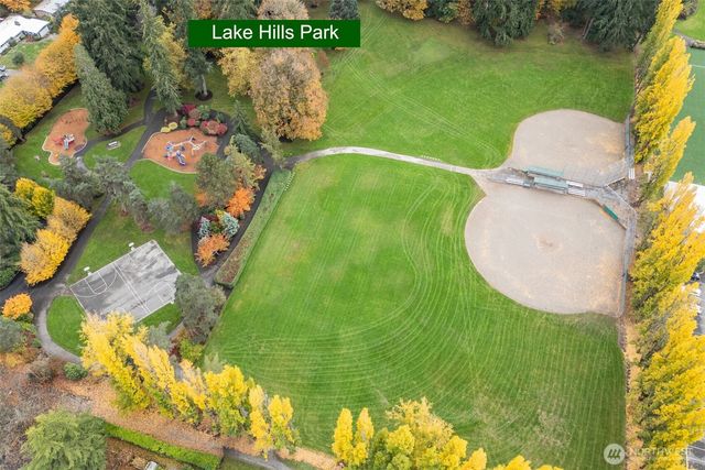 16127 SE 5th Street, Bellevue, WA 98008