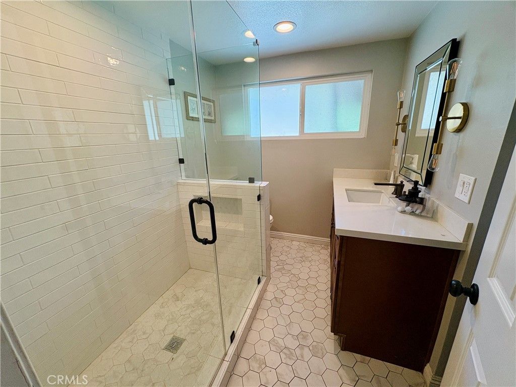 Image 12 of property listing at 20290 E Lorencita, Covina, CA 91724