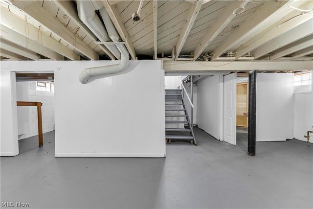 12004 Mortimer Avenue, Cleveland, OH 44111