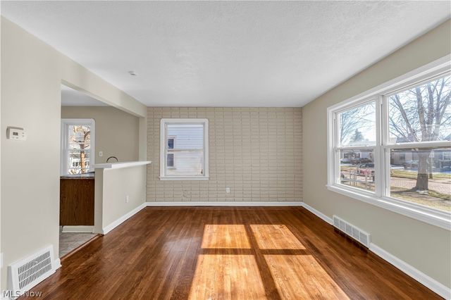 12004 Mortimer Avenue, Cleveland, OH 44111