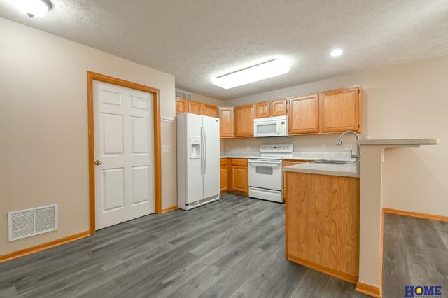 1818 Sawyer Street, Lincoln, NE 68505