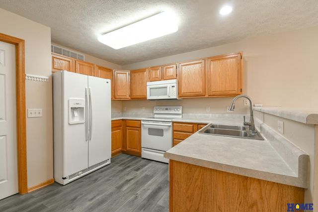 1818 Sawyer Street, Lincoln, NE 68505