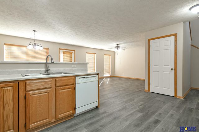 1818 Sawyer Street, Lincoln, NE 68505