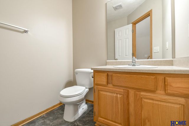 1818 Sawyer Street, Lincoln, NE 68505