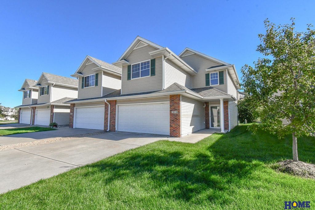 1818 Sawyer Street, Lincoln, NE 68505