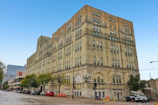 270 E Highland AVENUE #216, Milwaukee, WI 53202