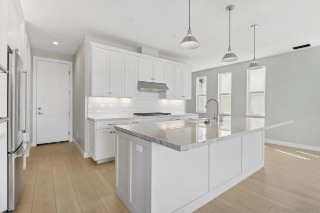 2954 Copley Ave, San Diego, CA 92116
