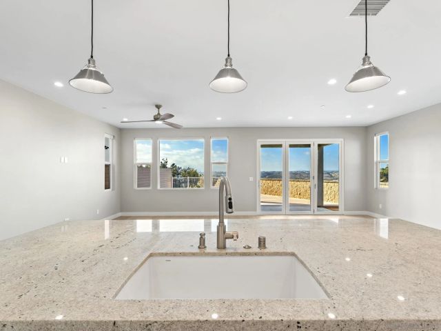 2954 Copley Ave, San Diego, CA 92116