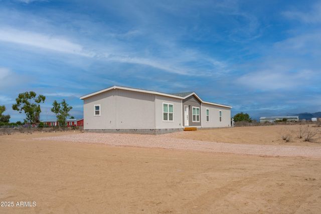 5622 N 383rd Lane, Tonopah, AZ 85354